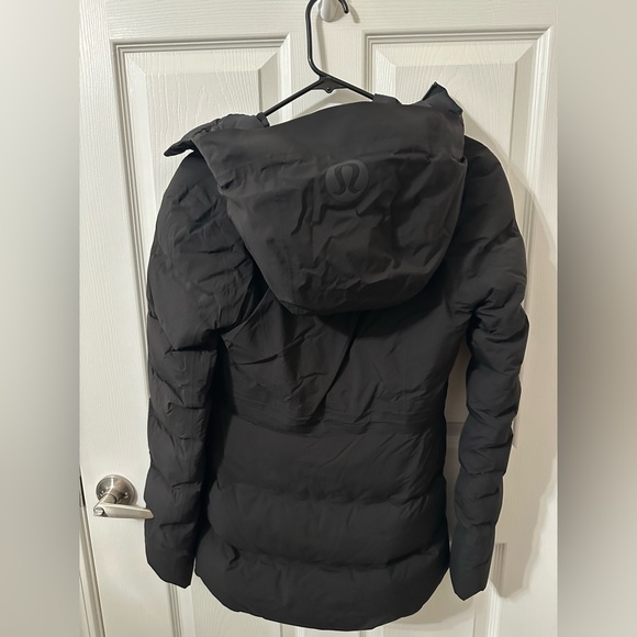 lululemon athletica Black Puffer Jacket - Picture 2 of 4